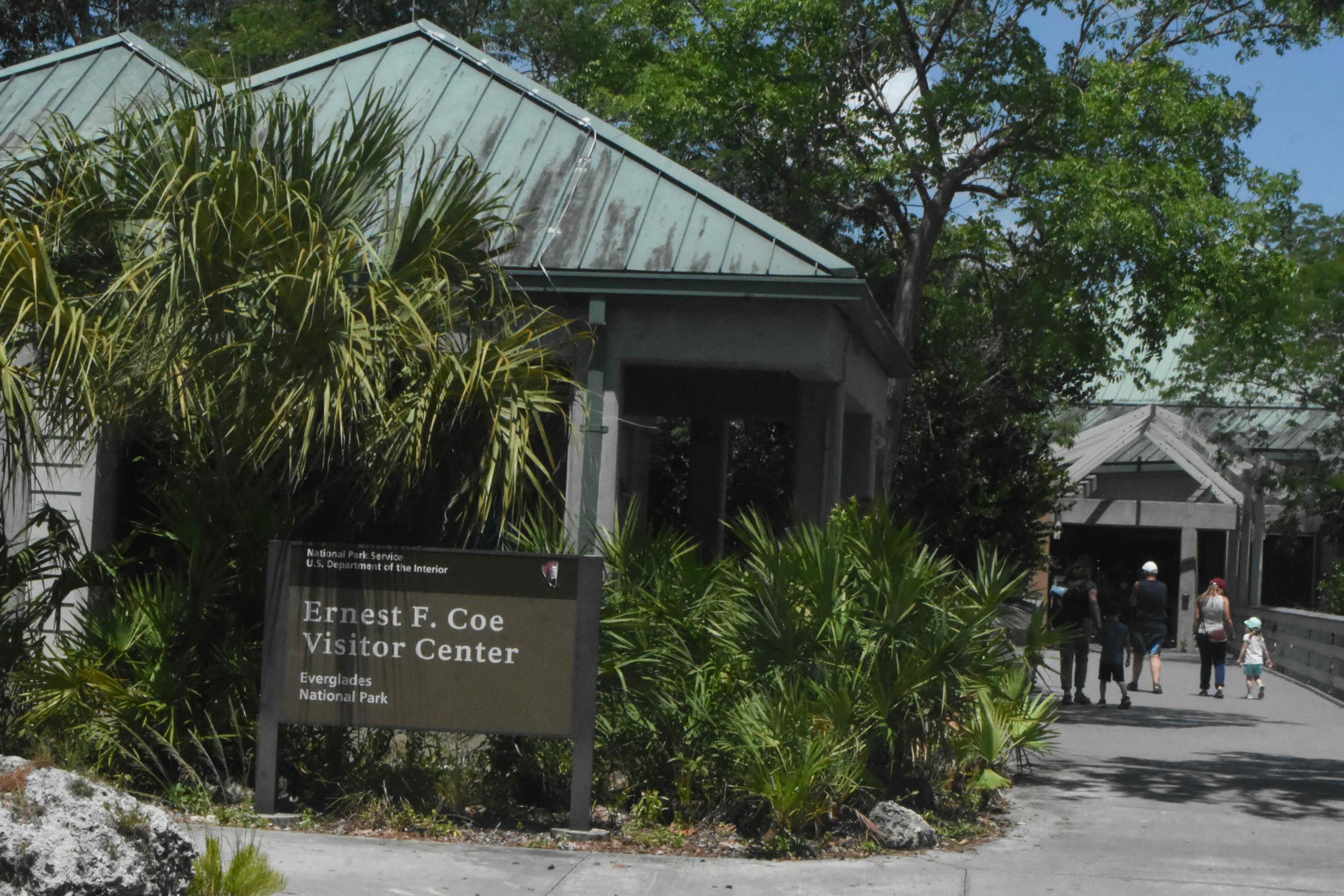 edgar coe visitors center
